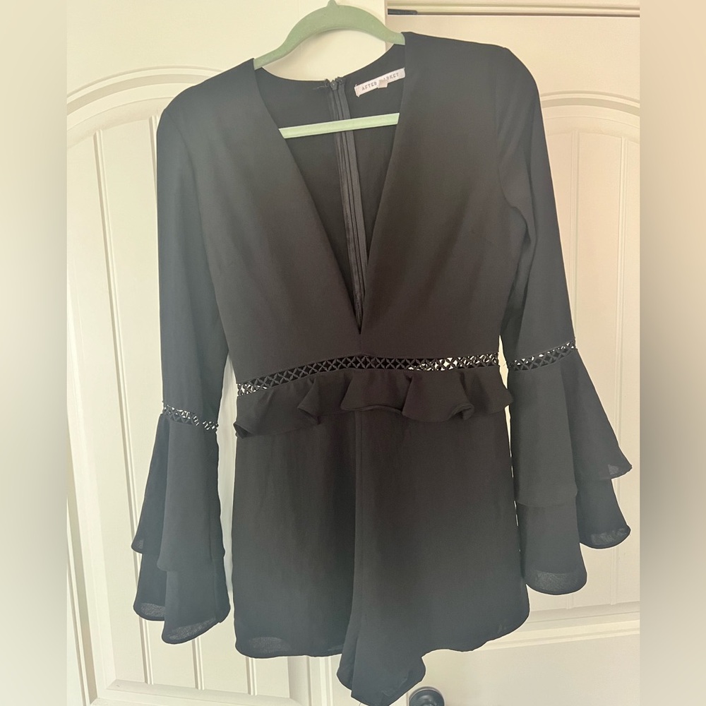 NWOT After Market deep V bell sleeve romper in Black